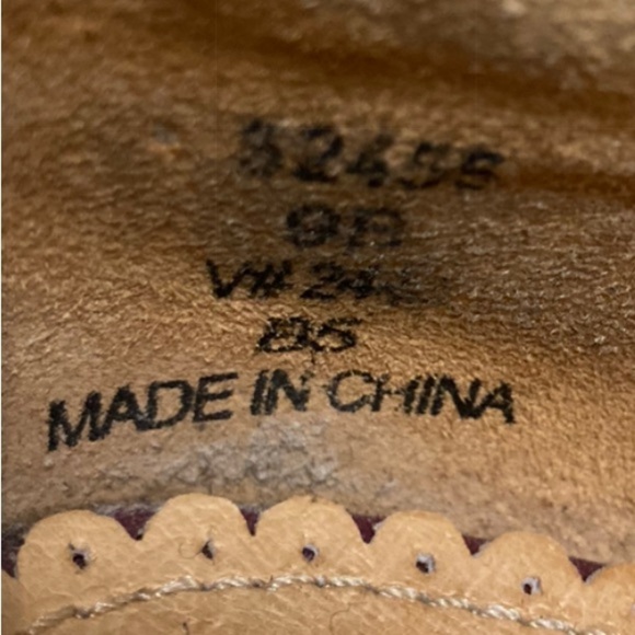 LAND’S END Sz 9B Suede  Mary Jane Style Rubber Sole Buckle Closure Sandals Shoes - Picture 5 of 10